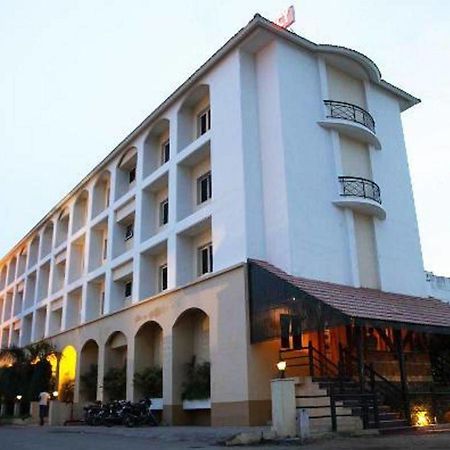 Hotel The Residency Karur Extérieur photo