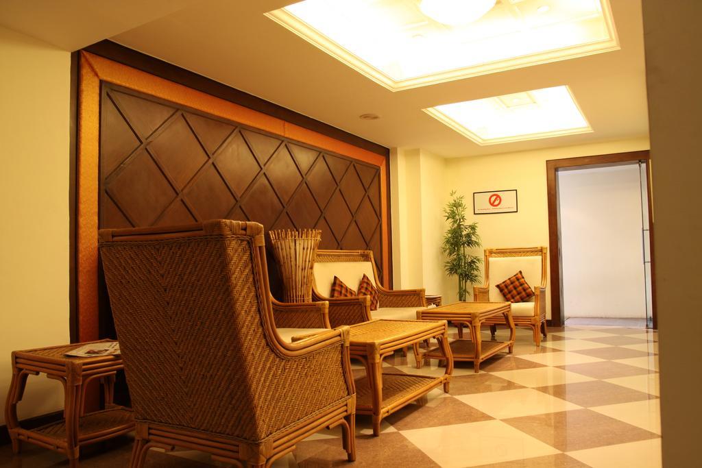 Hotel The Residency Karur Extérieur photo